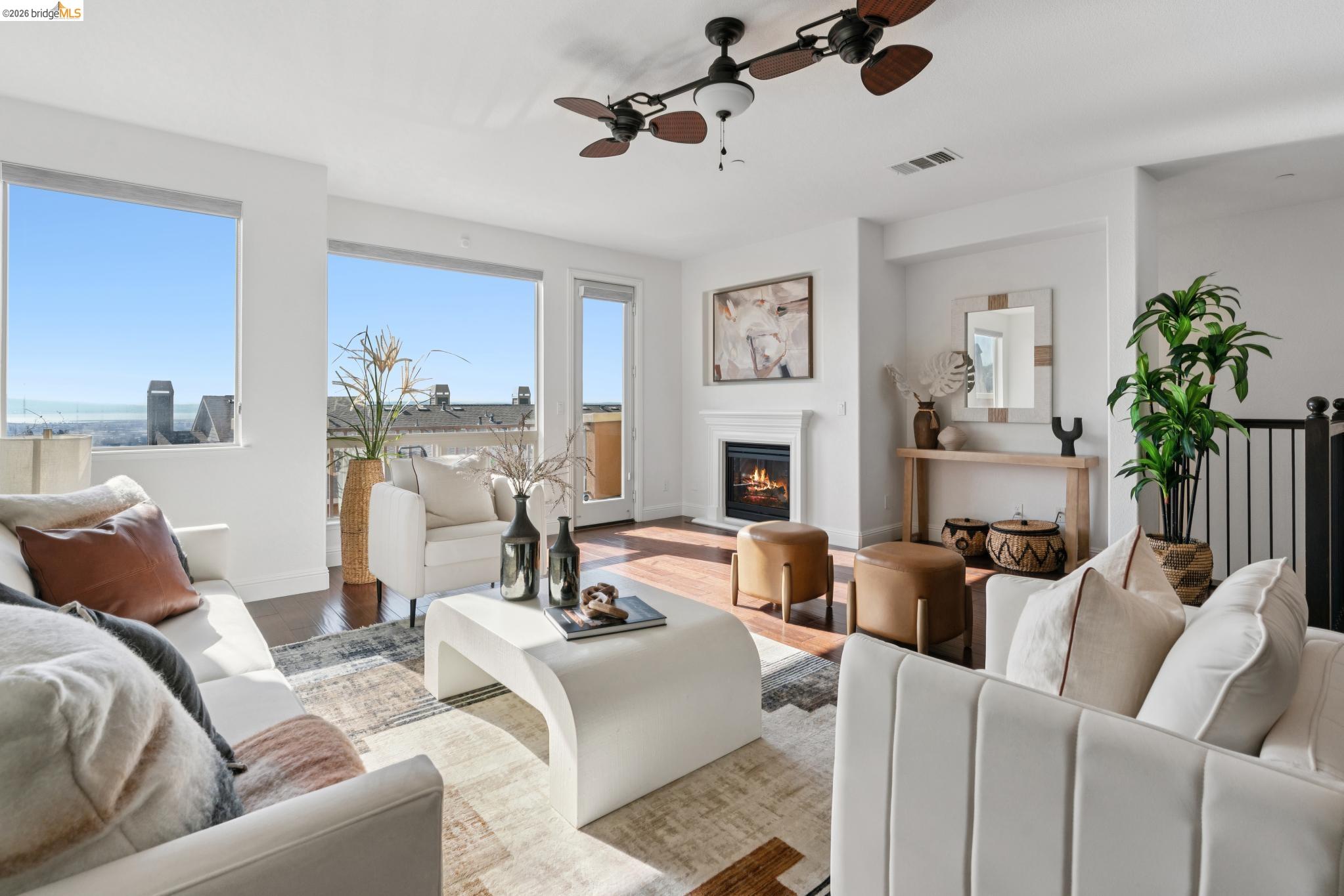 6466 Bayview Dr