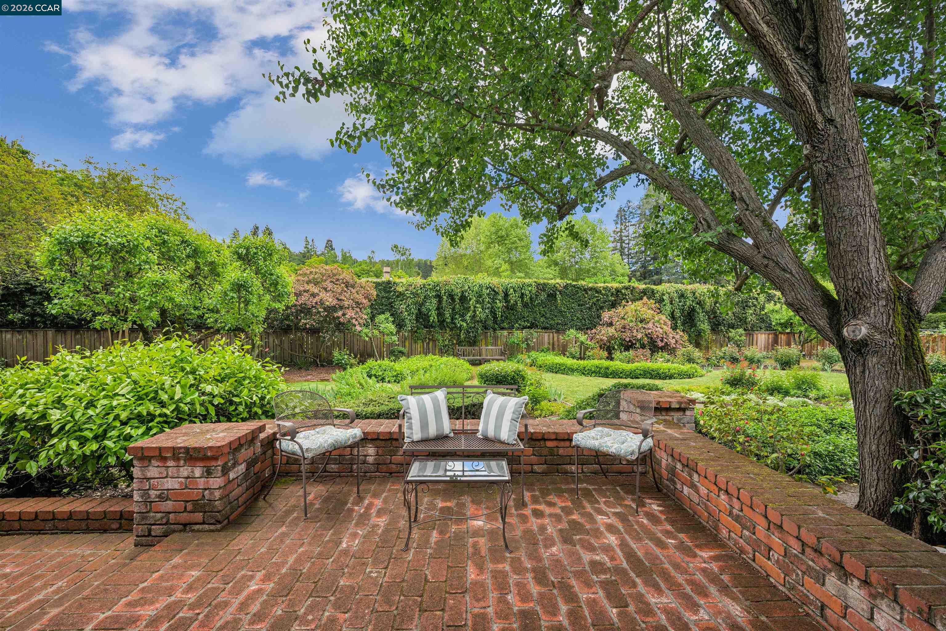3814 Happy Valley Rd