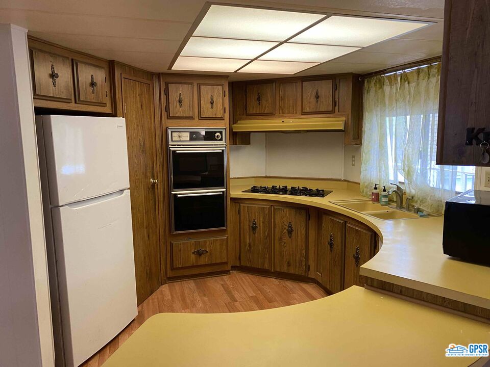 18555 Roberts Rd Unit: 20