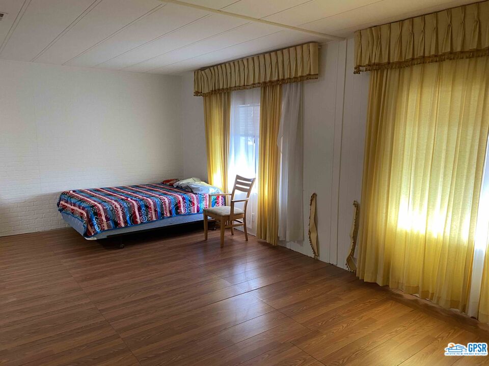 18555 Roberts Rd Unit: 20