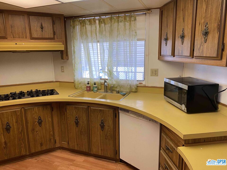 18555 Roberts Rd Unit: 20
