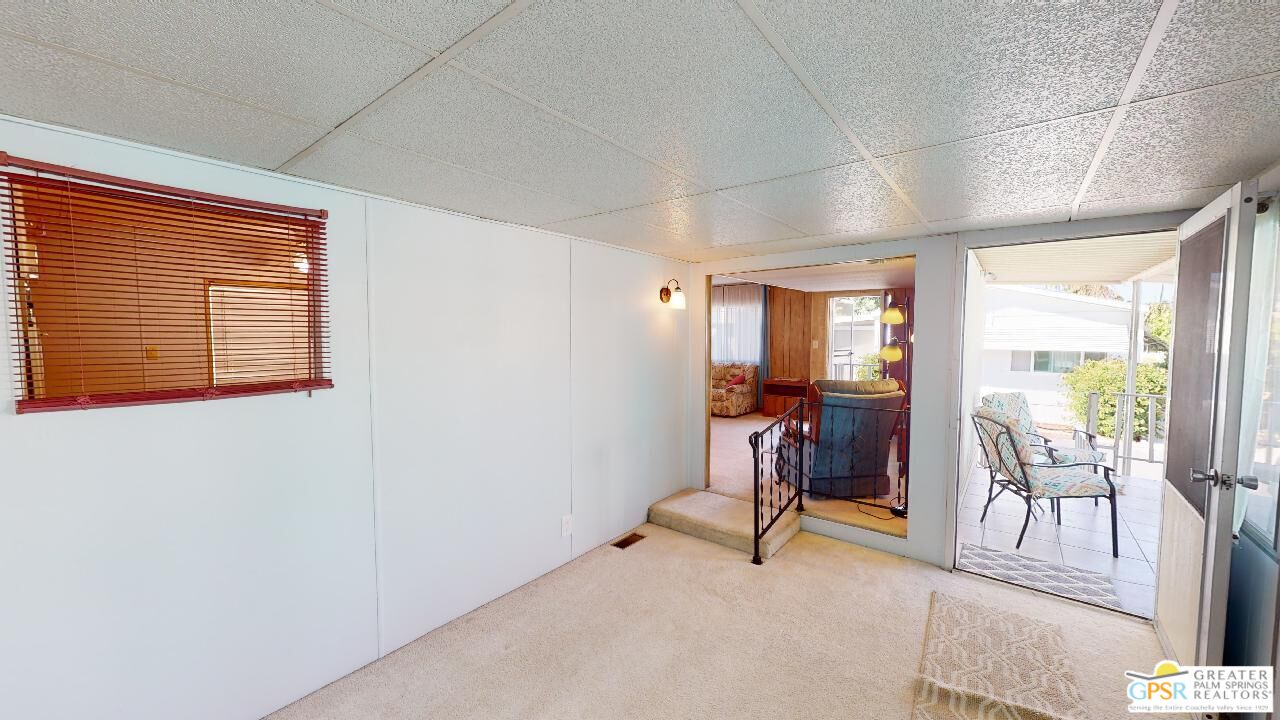 3 Coolidge Dr