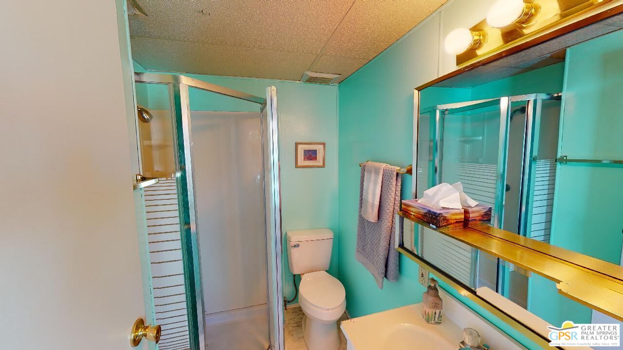 3 Coolidge Dr