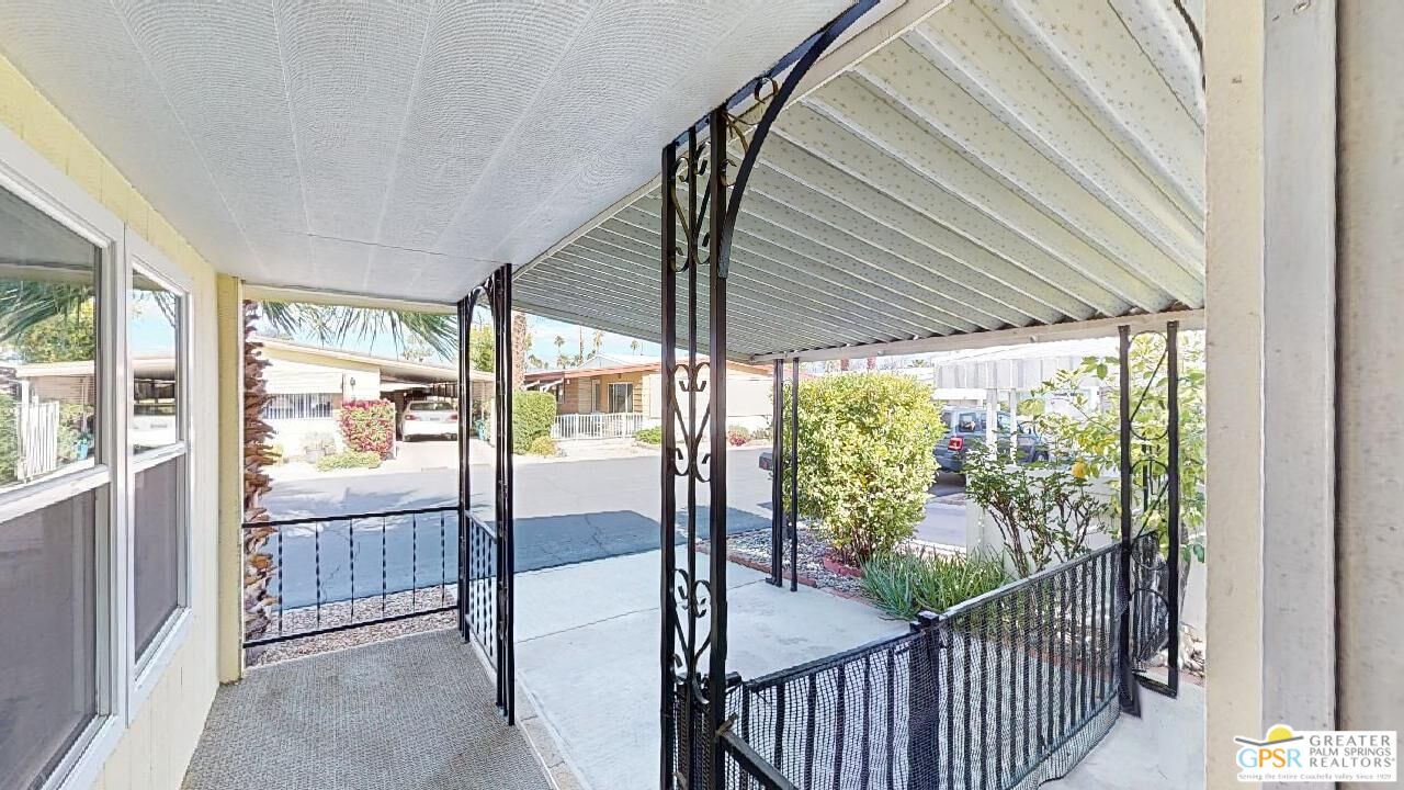 246 Laredo Dr