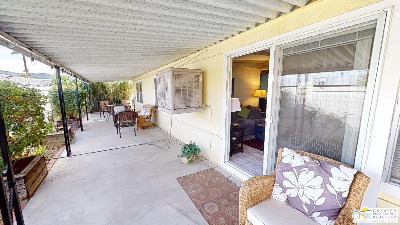246 Laredo Dr