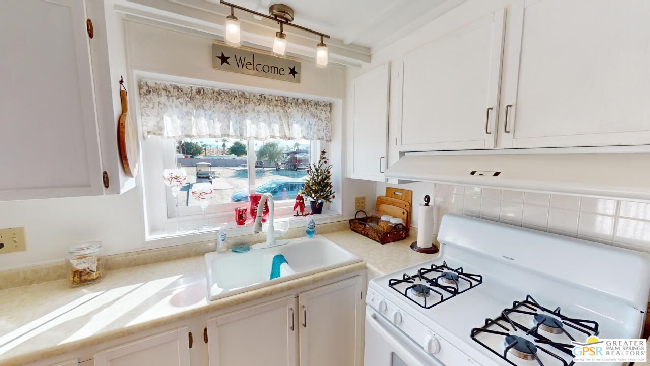 18555 Roberts Rd Unit: 143