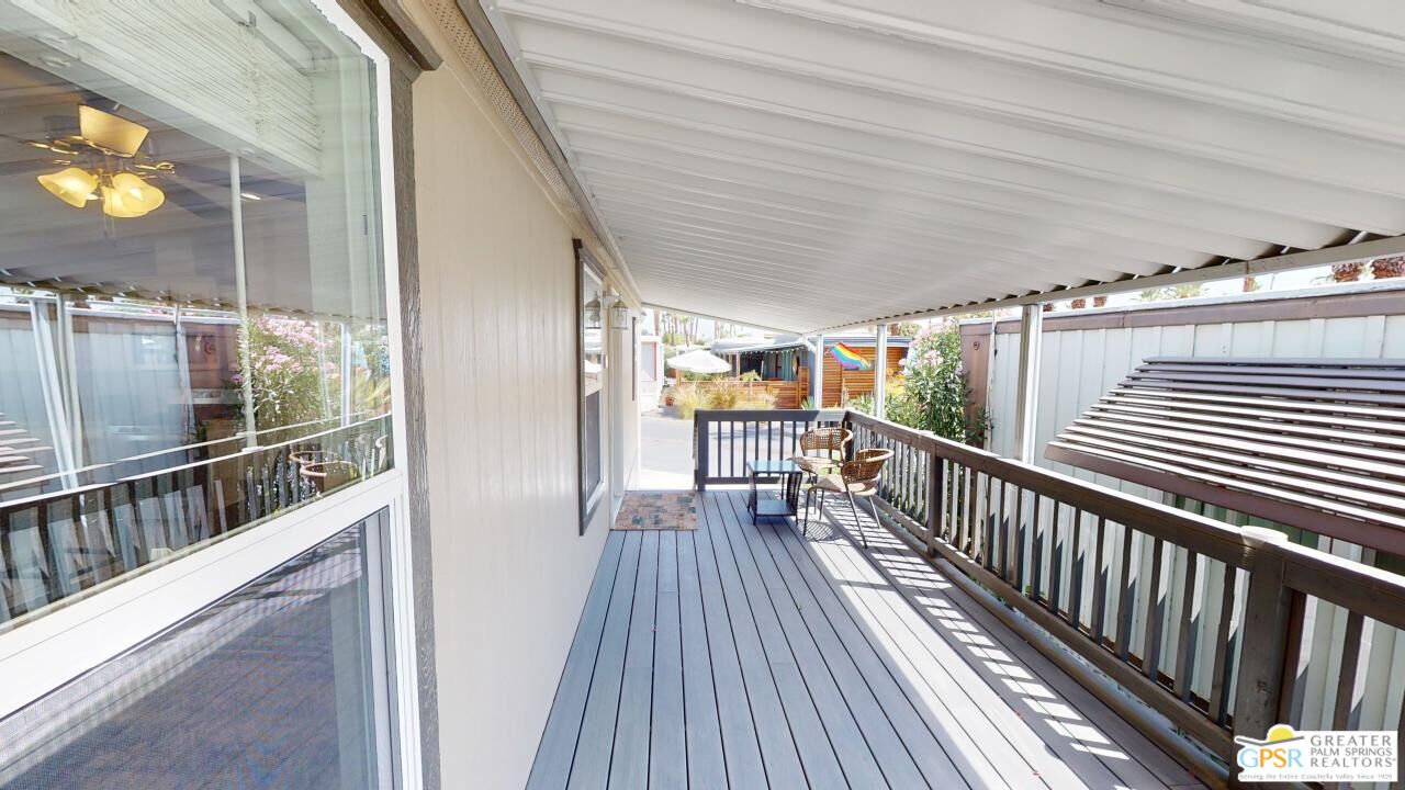 5 Garfield Dr