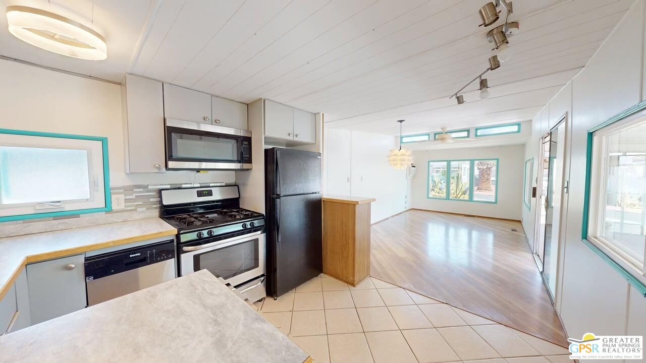 15 Mckinley Dr