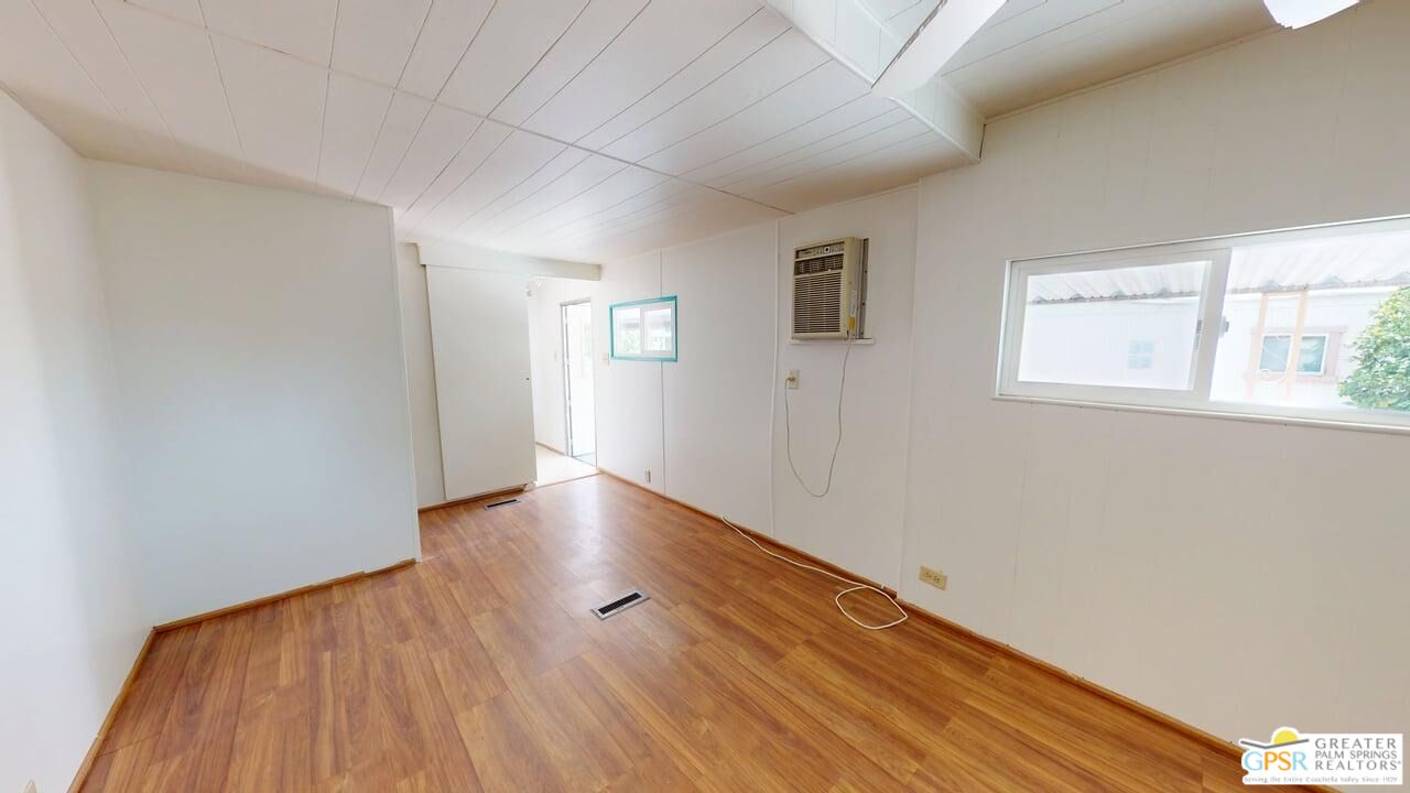 15 Mckinley Dr