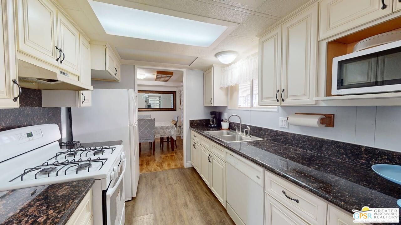 18555 Roberts Rd Unit: 59