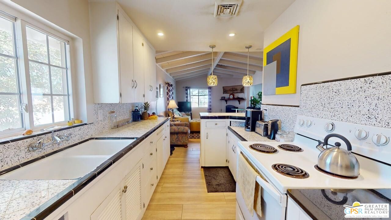 14701 Old Morongo Rd