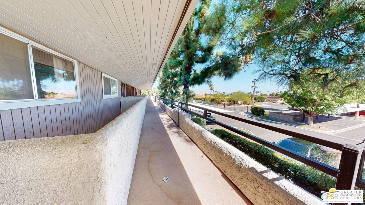 2857 N Los Felices Rd Unit: 210