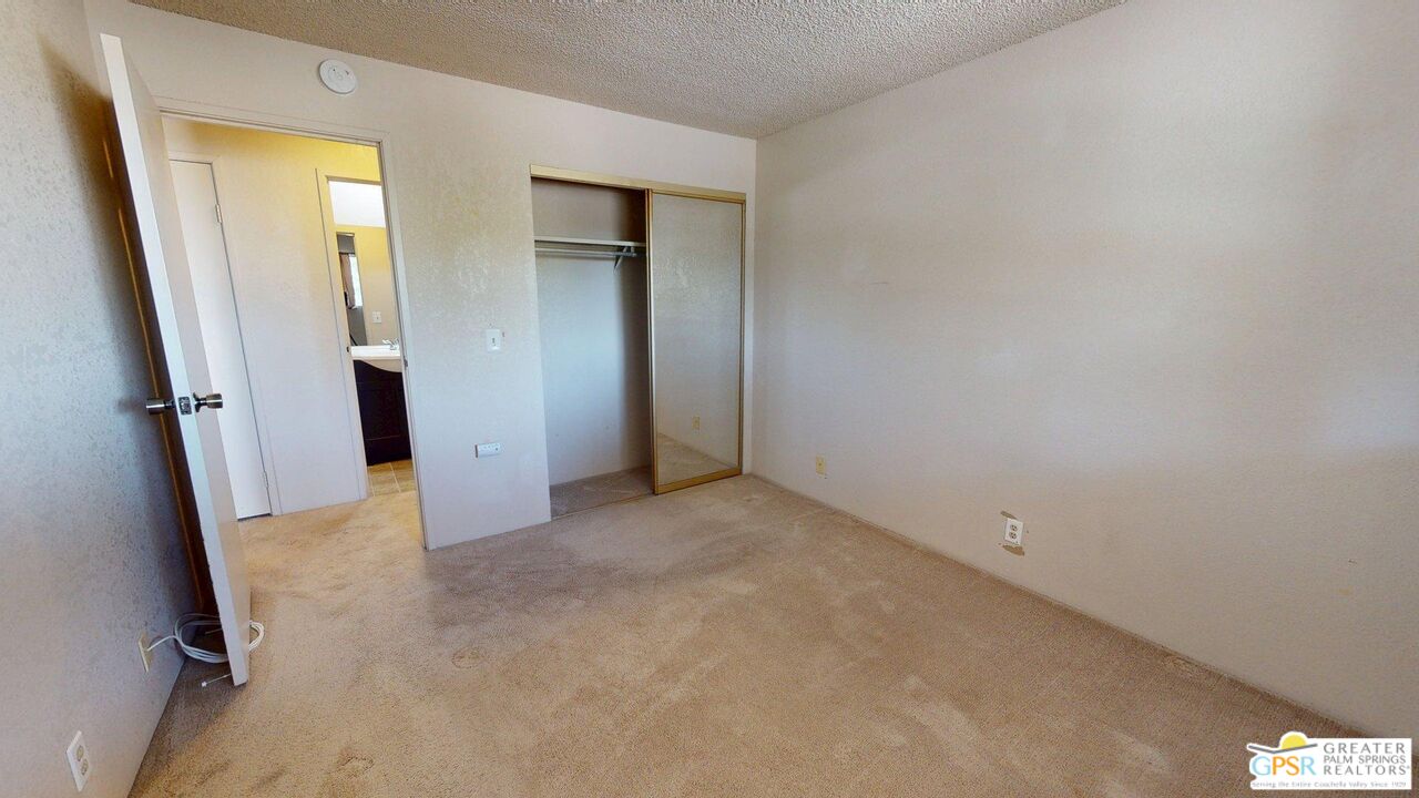 2857 N Los Felices Rd Unit: 210