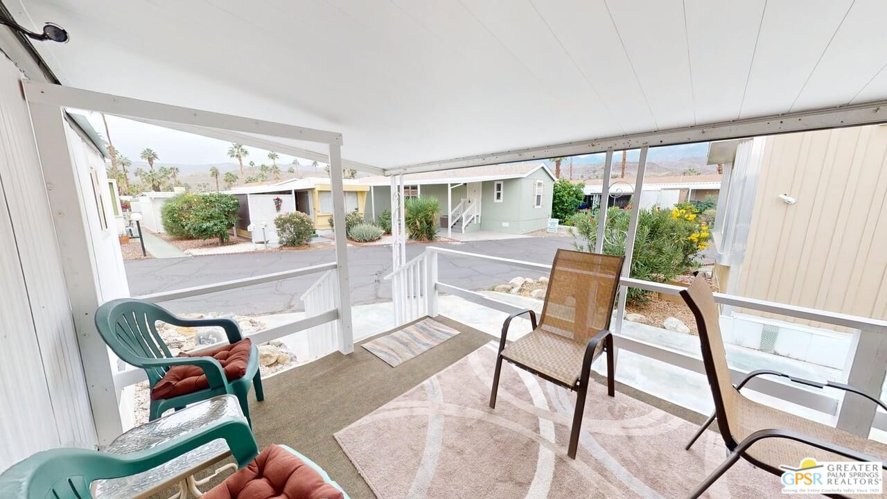 14 Garfield Dr