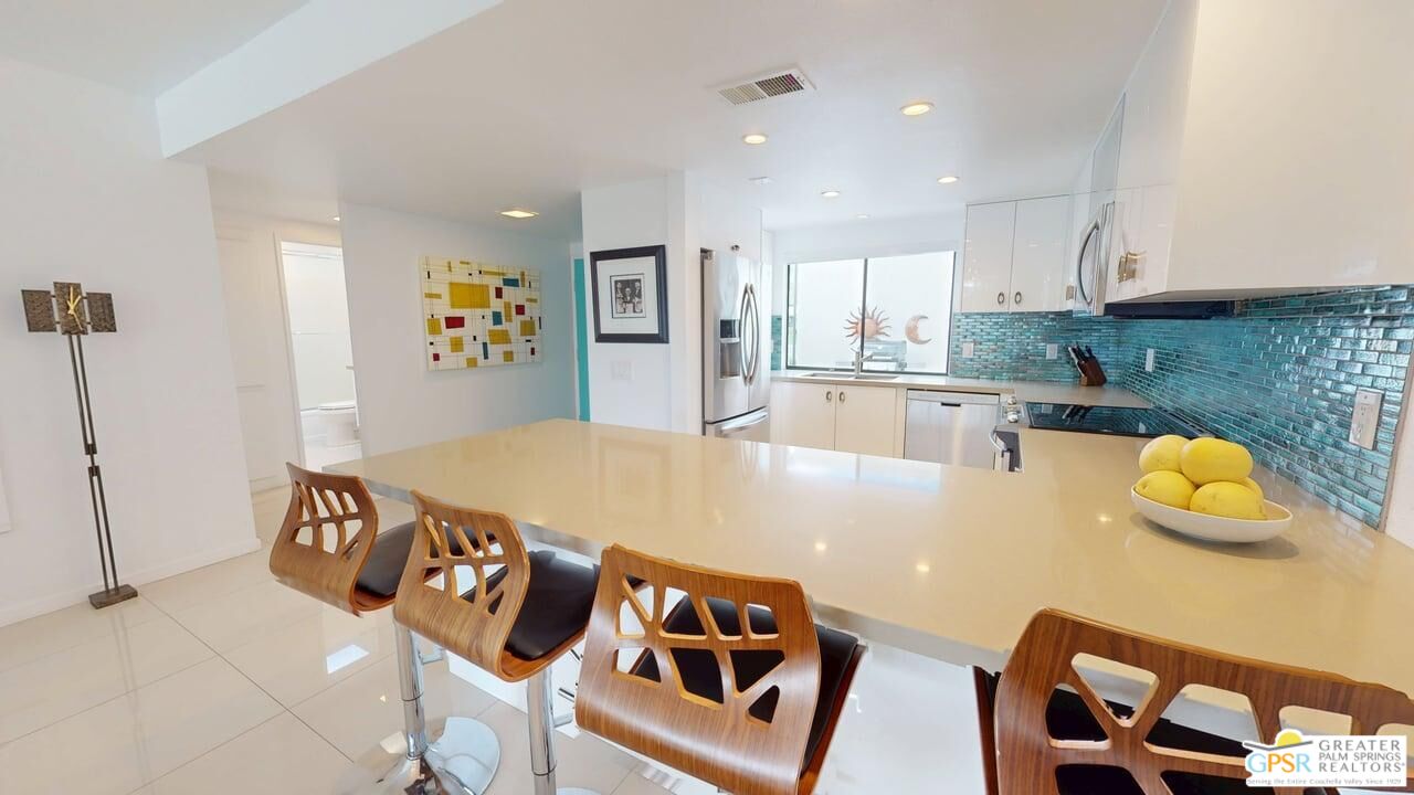 1010 Saint George Cir