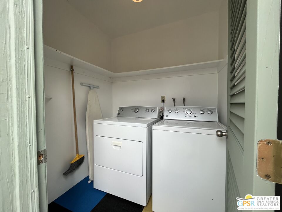 1010 Saint George Cir