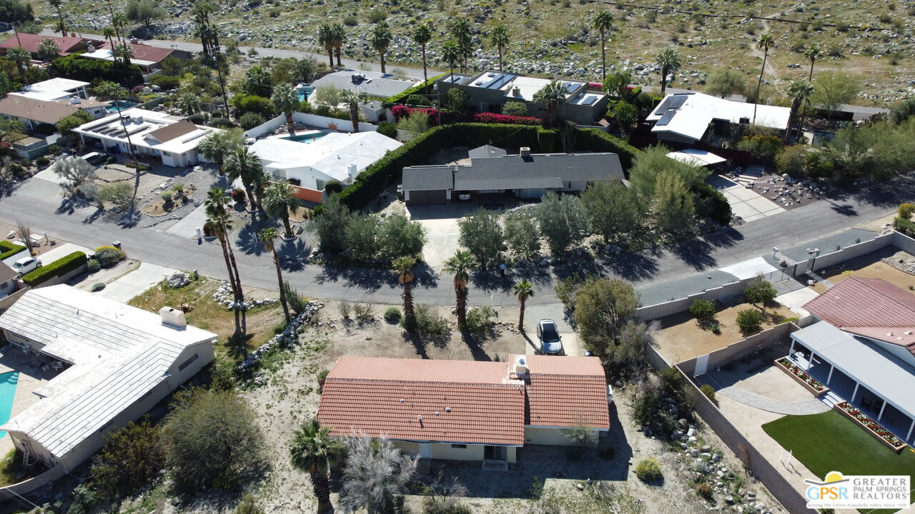 2780 N Girasol Ave