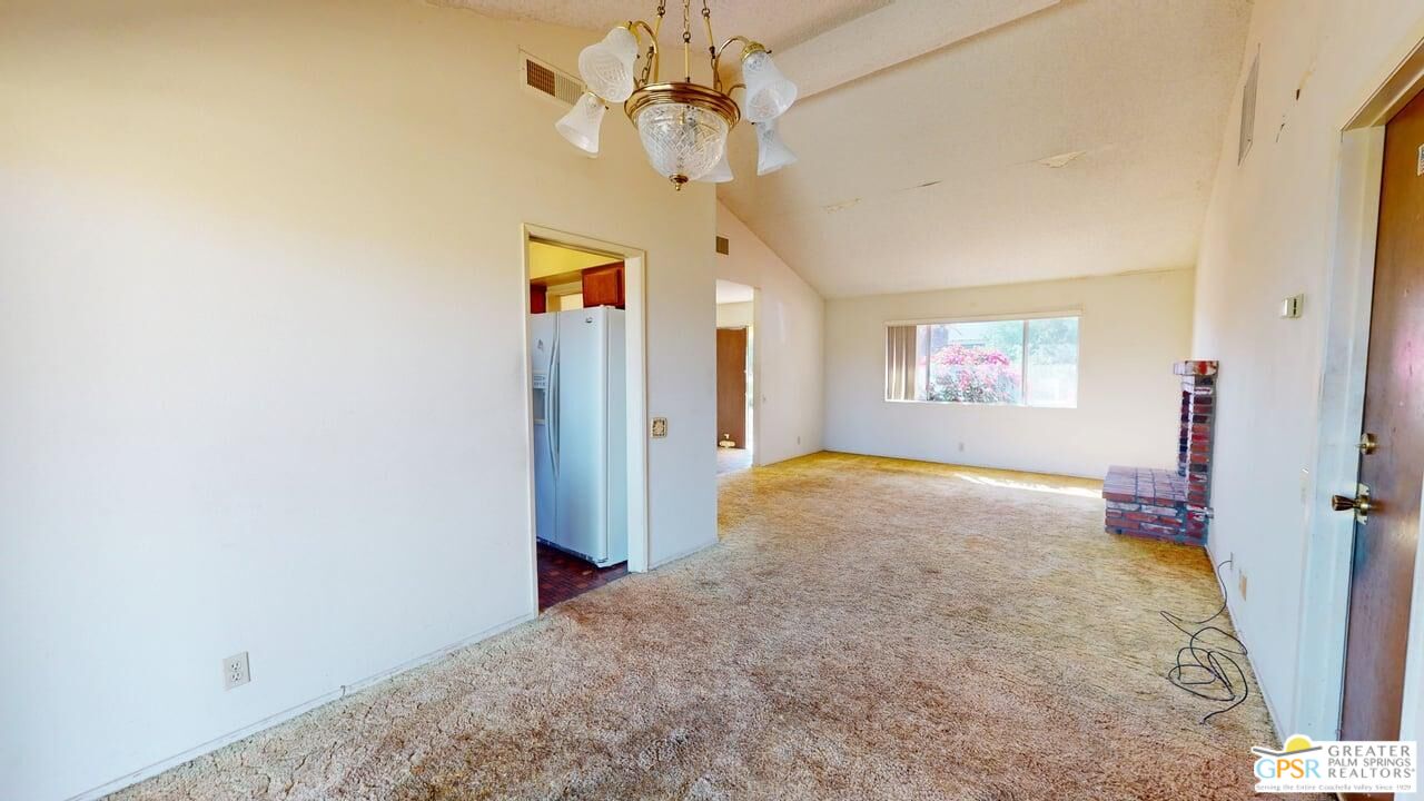2780 N Girasol Ave