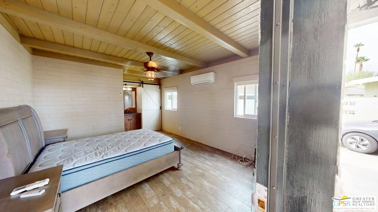 70260 Highway 111 Unit: 124