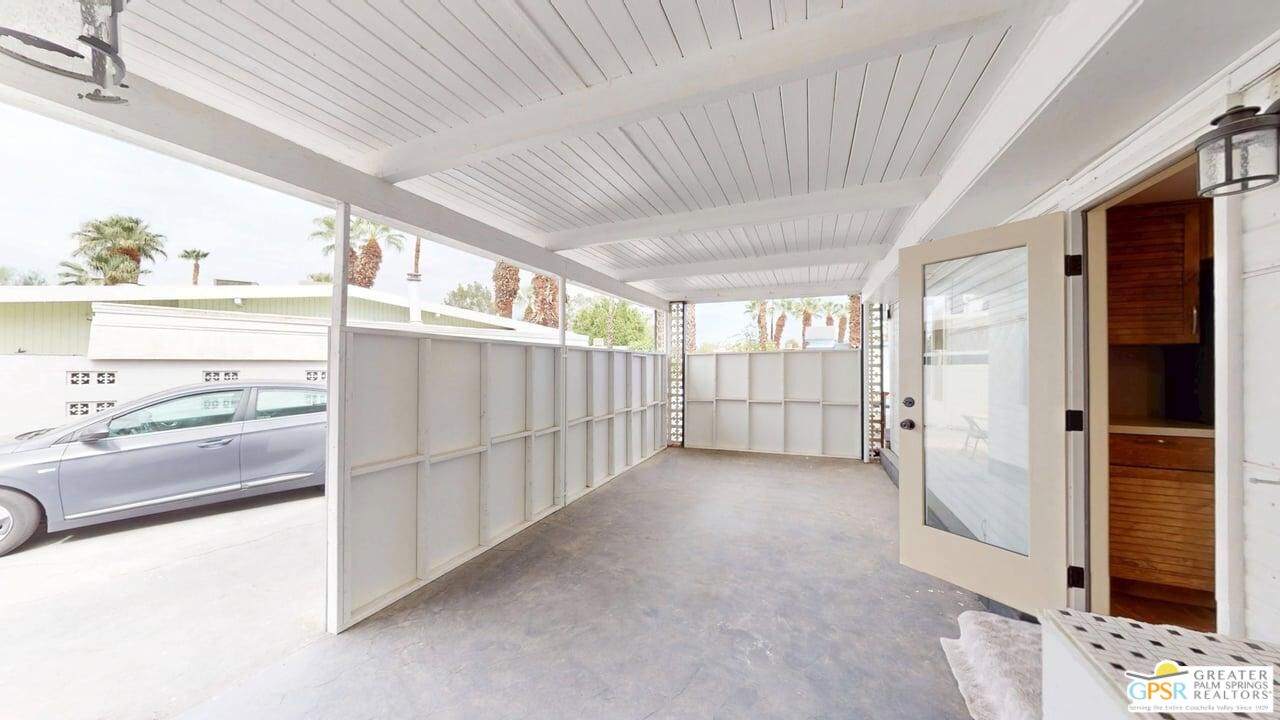 70260 Highway 111 Unit: 124