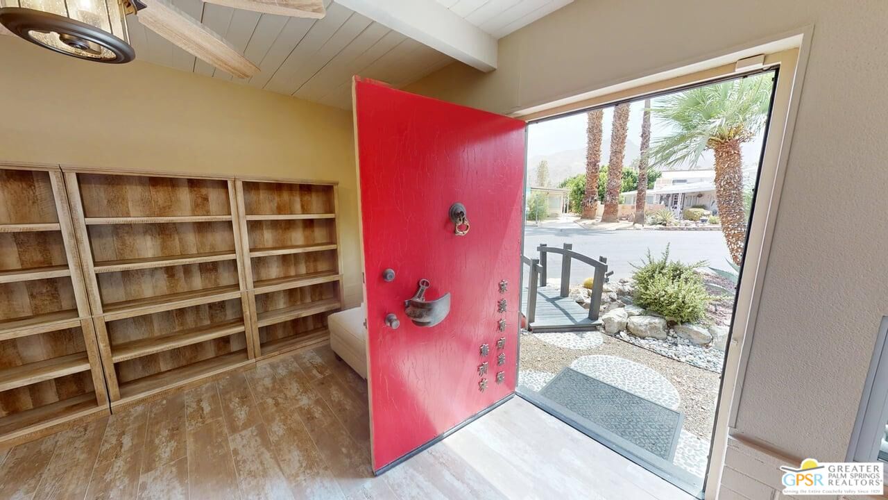 70260 Highway 111 Unit: 124