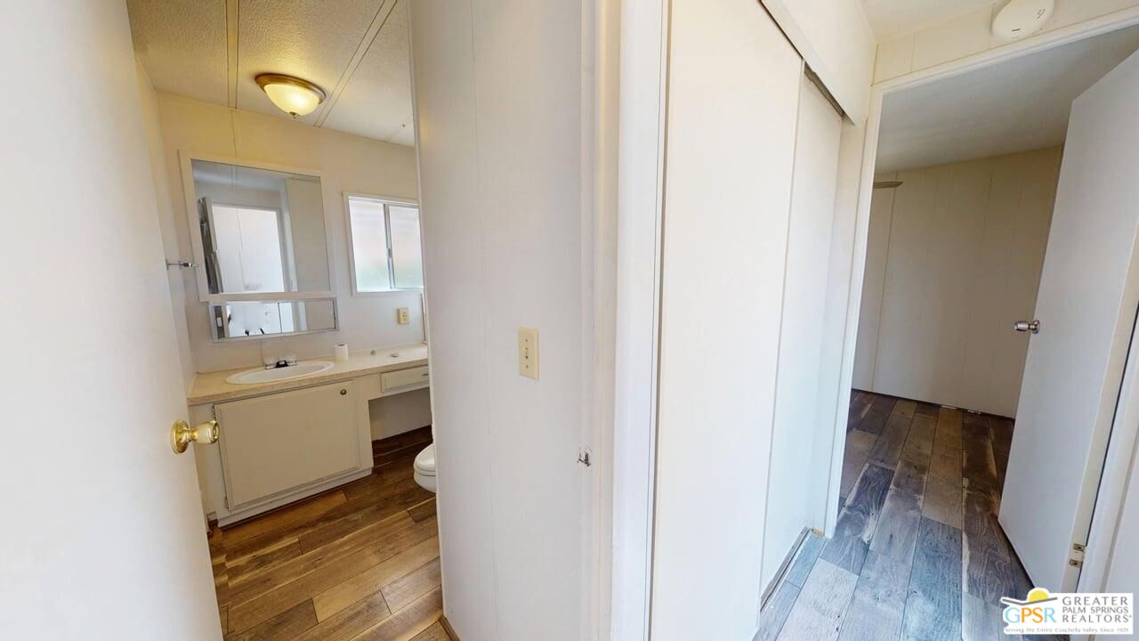 185555 Roberts Rd Unit: 8