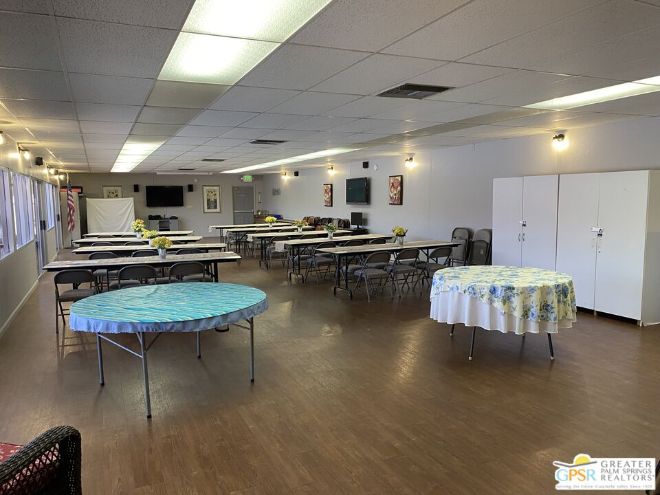 185555 Roberts Rd Unit: 8