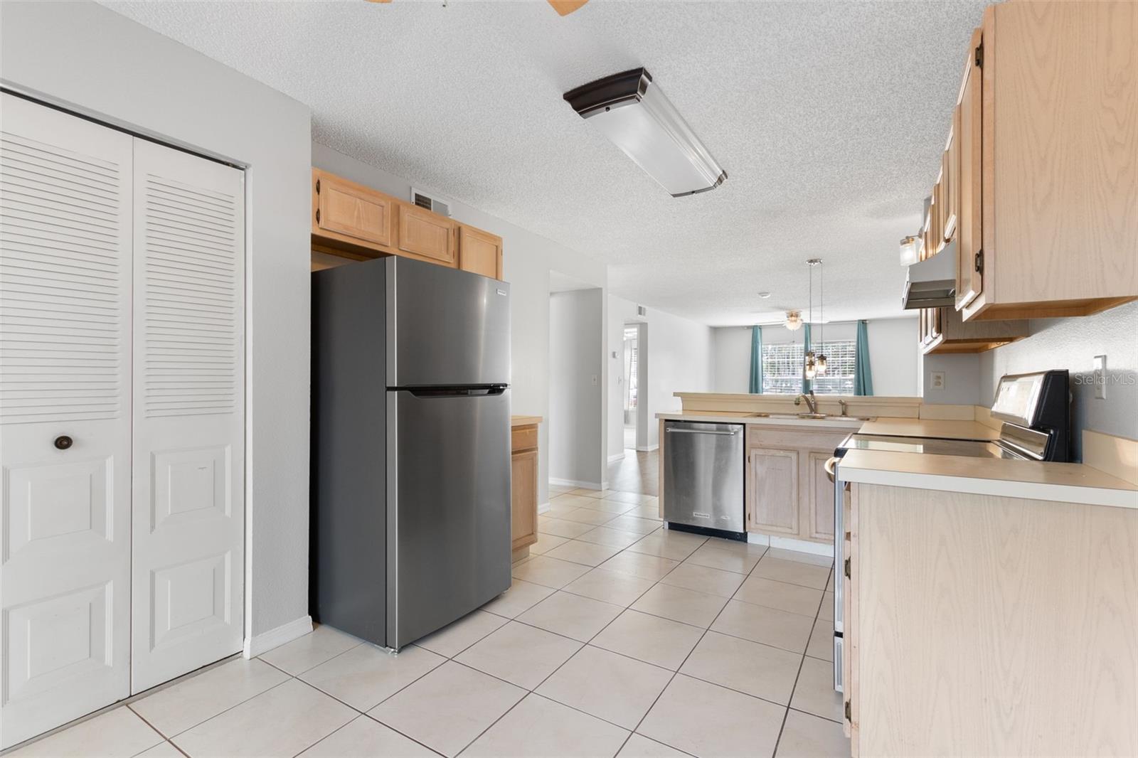 4529 WHITTON WAY #211