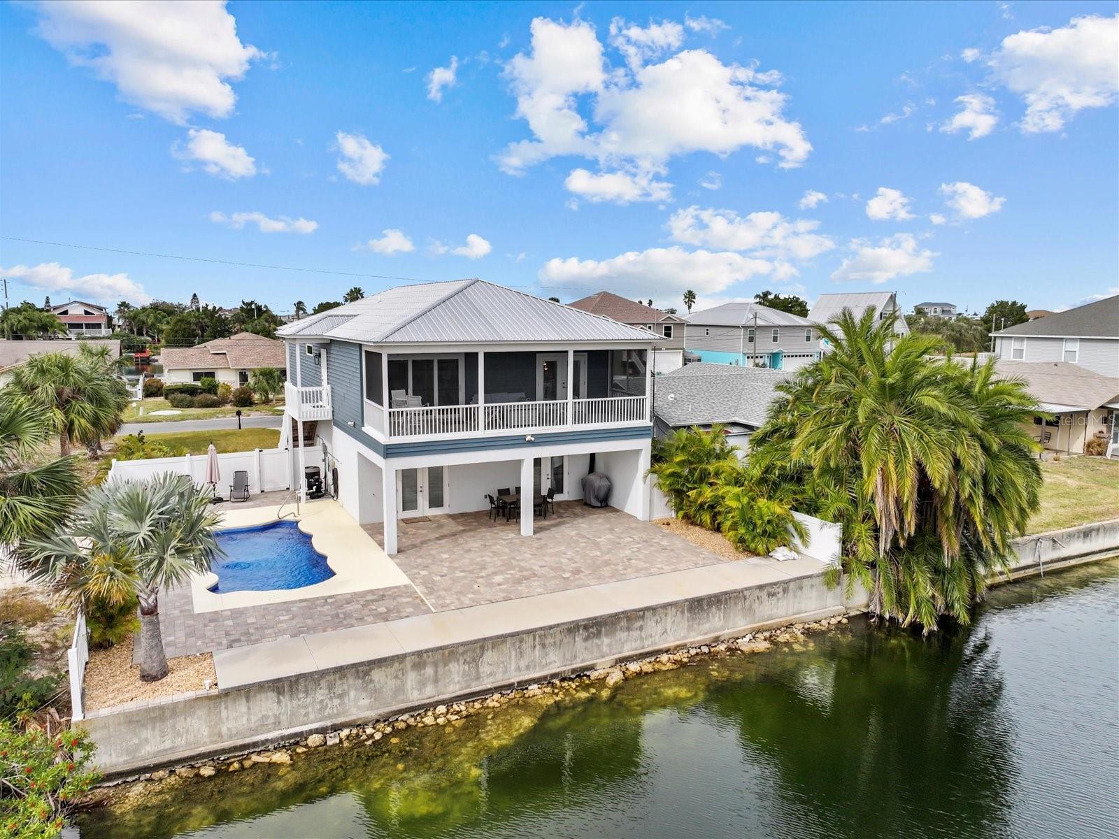 3338 POINSETTIA DR