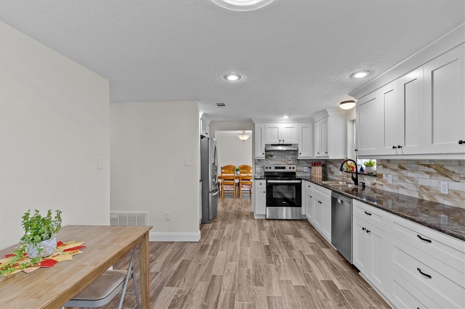 3328 GULFVIEW DR