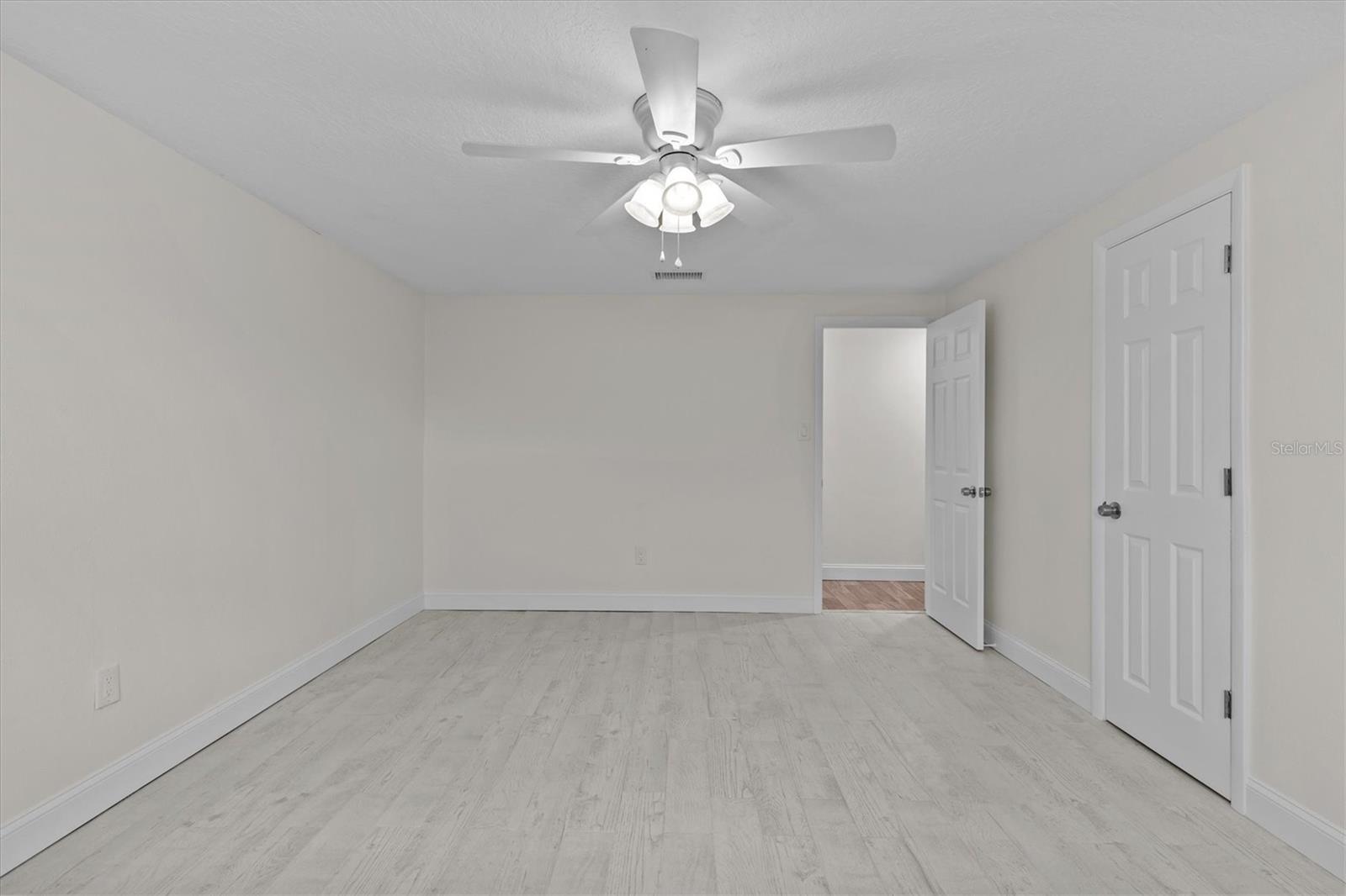 3328 GULFVIEW DR