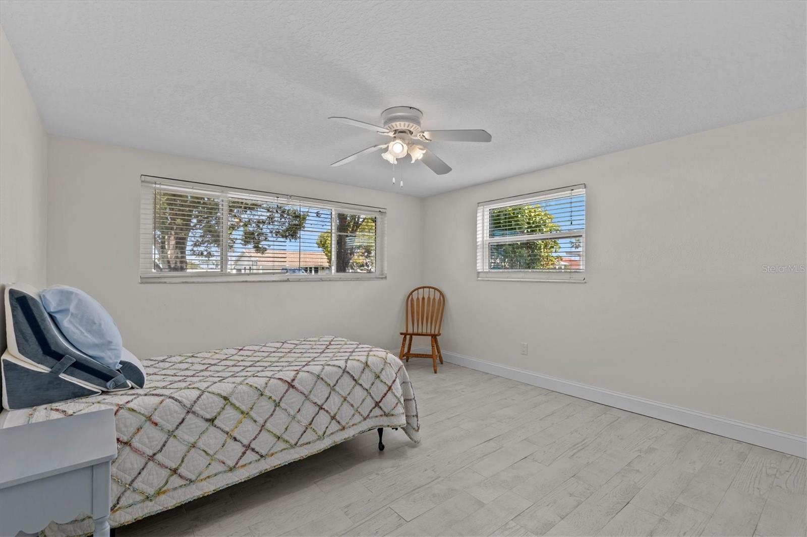 3328 GULFVIEW DR
