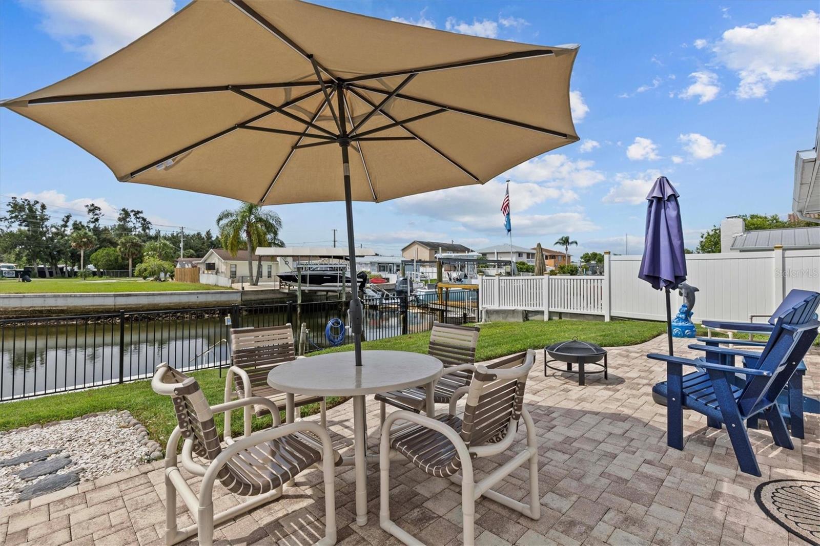 7626 HATTERAS DR
