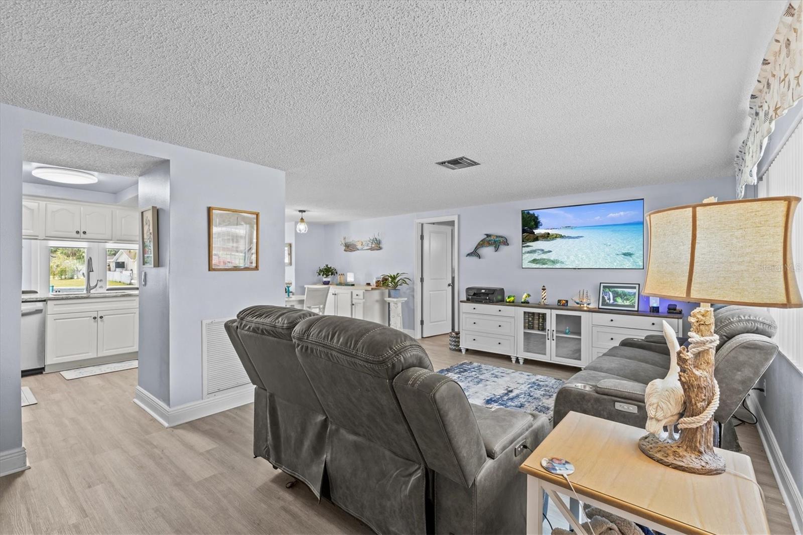 7626 HATTERAS DR