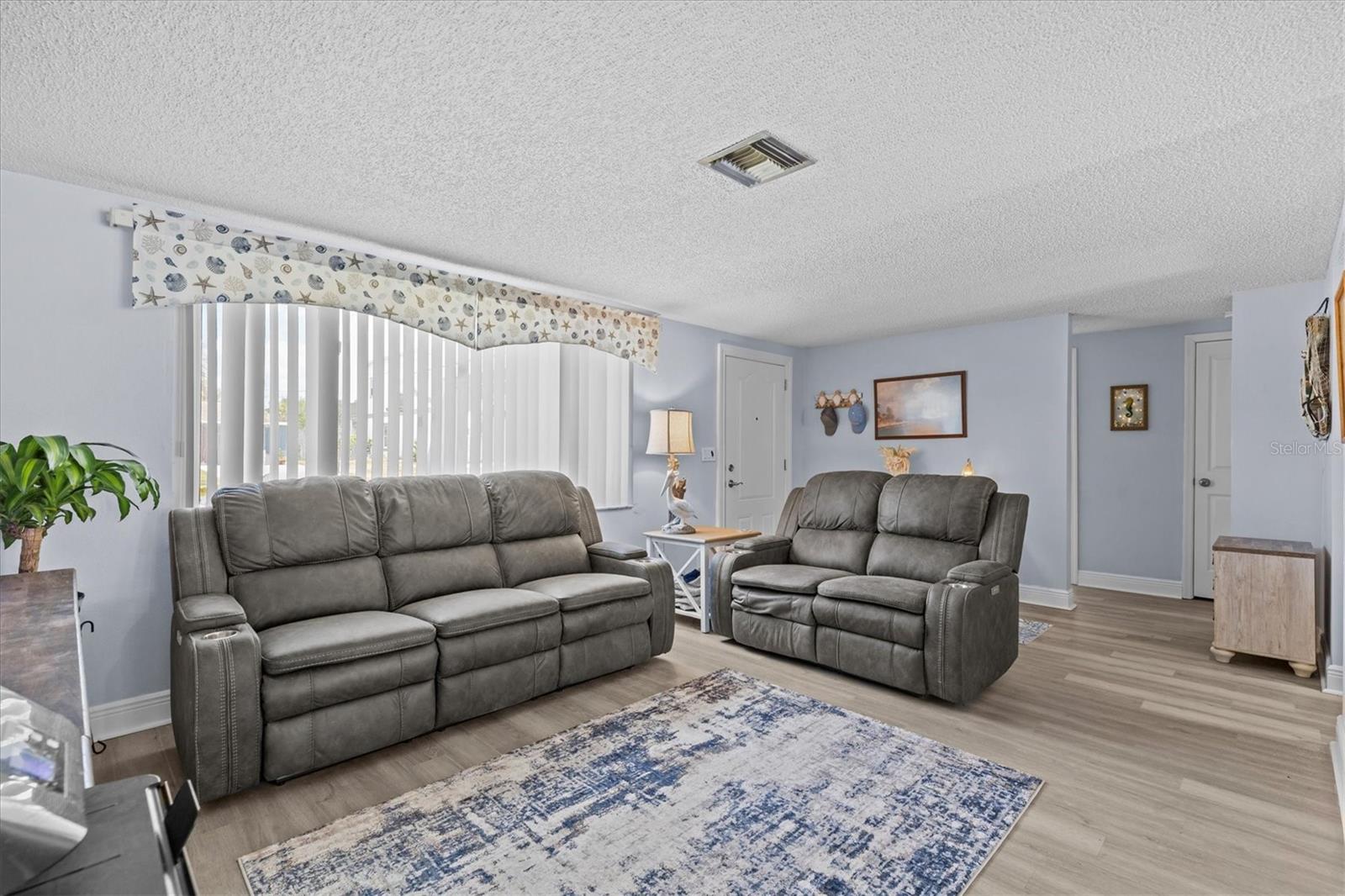 7626 HATTERAS DR