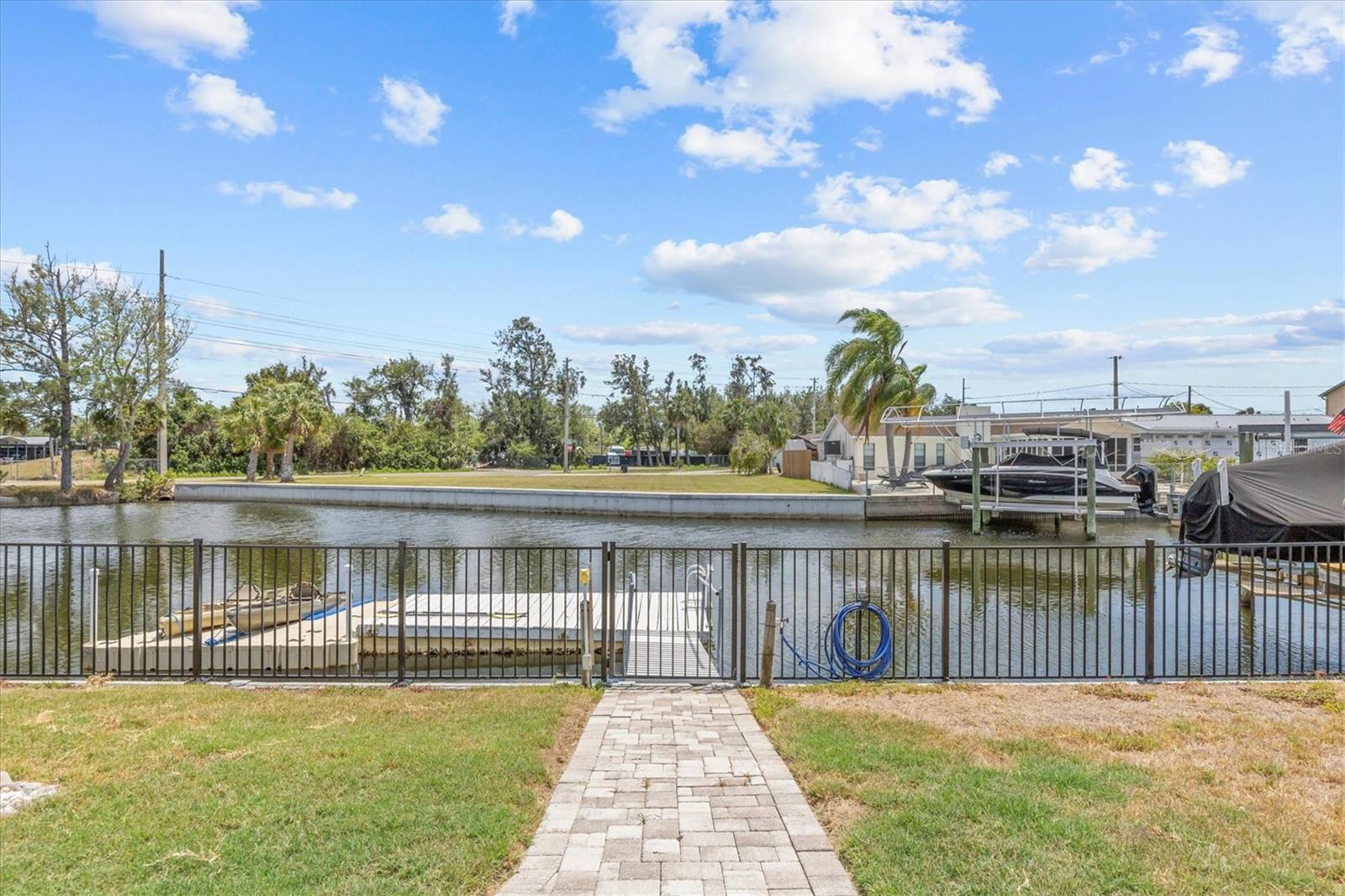 7626 HATTERAS DR