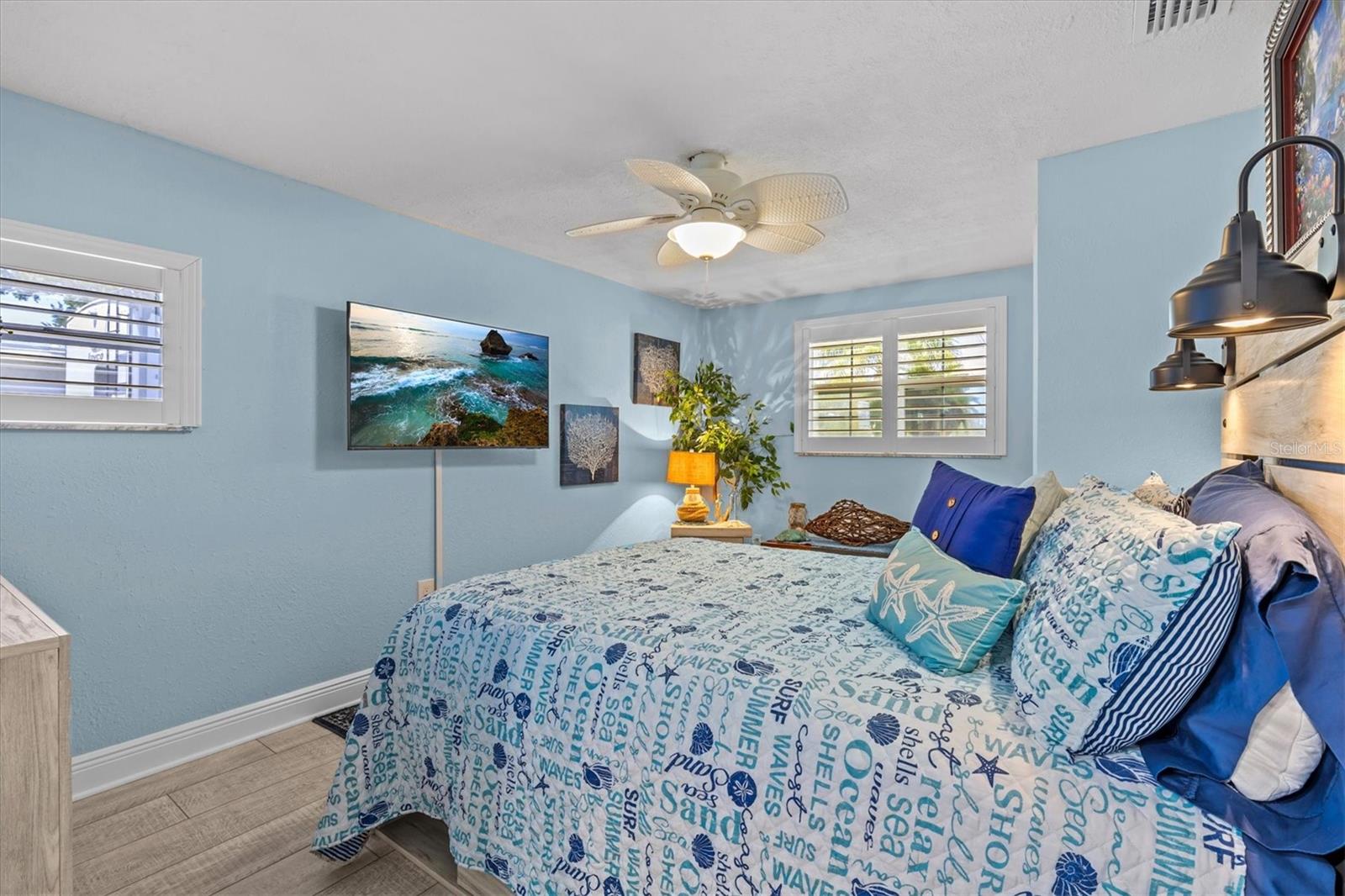 4387 6TH ISLE DR