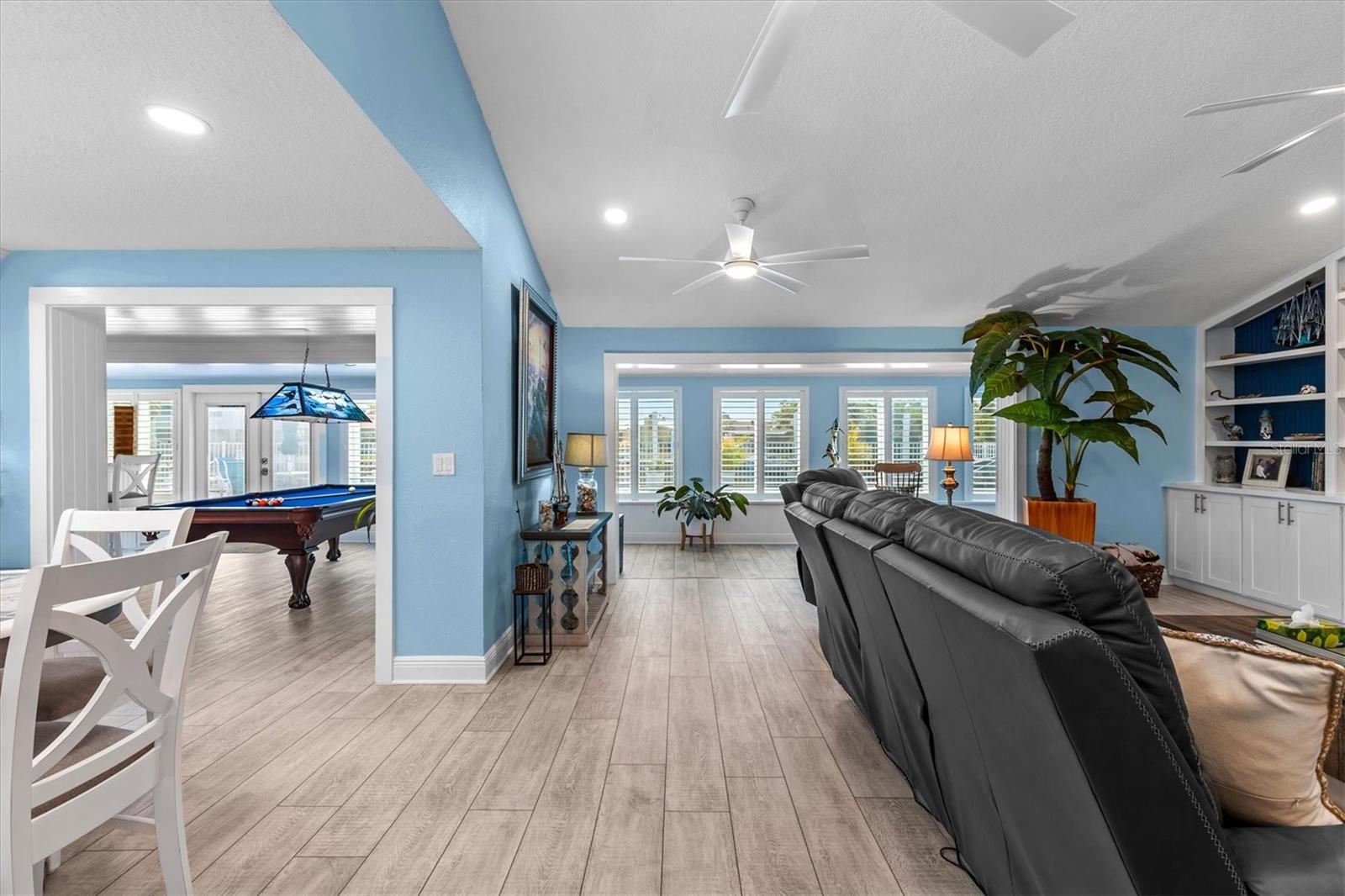 4387 6TH ISLE DR