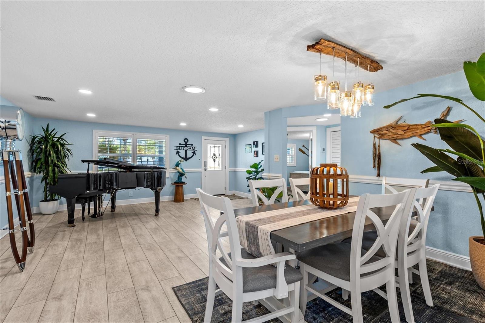 4387 6TH ISLE DR