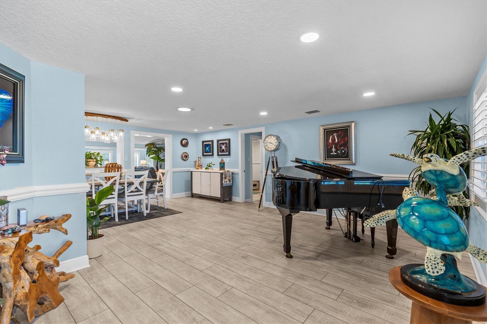 4387 6TH ISLE DR
