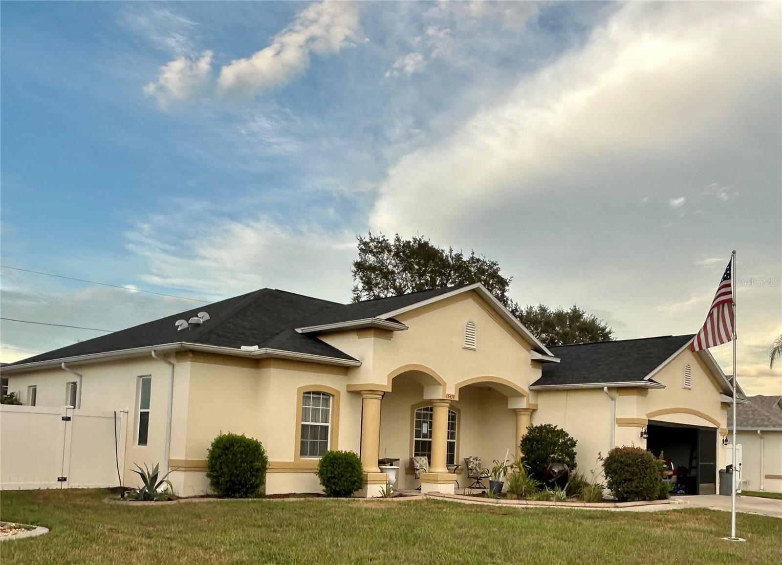15439 CAMBRIA DR