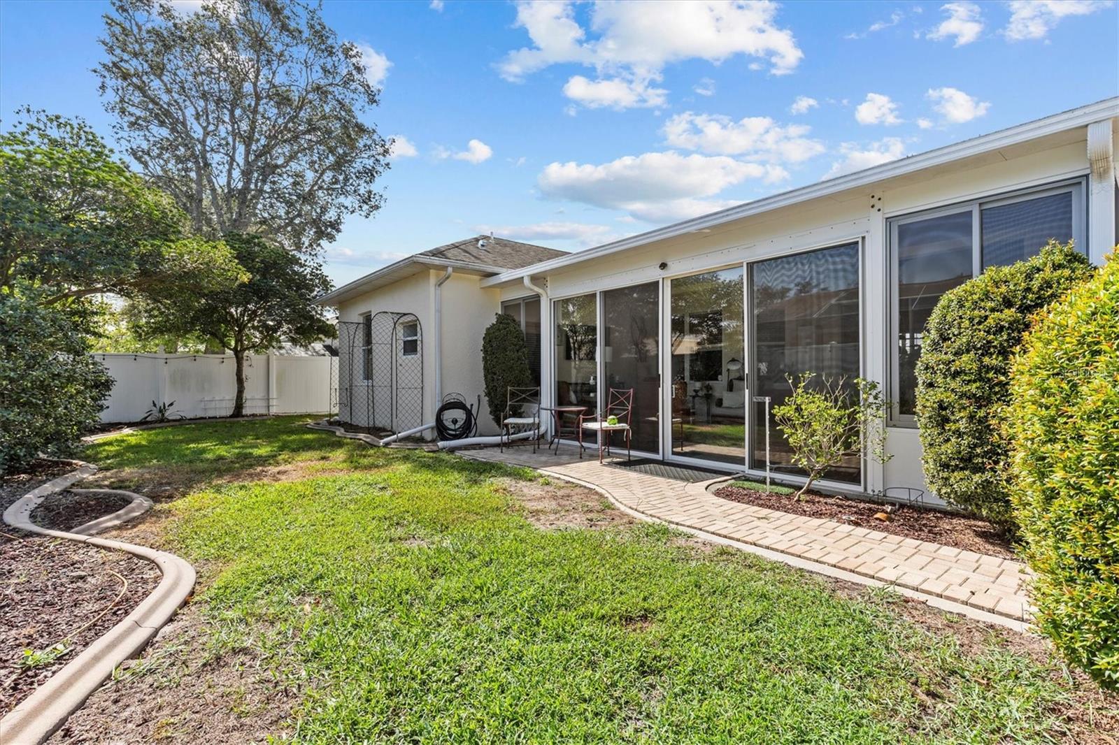 15439 CAMBRIA DR