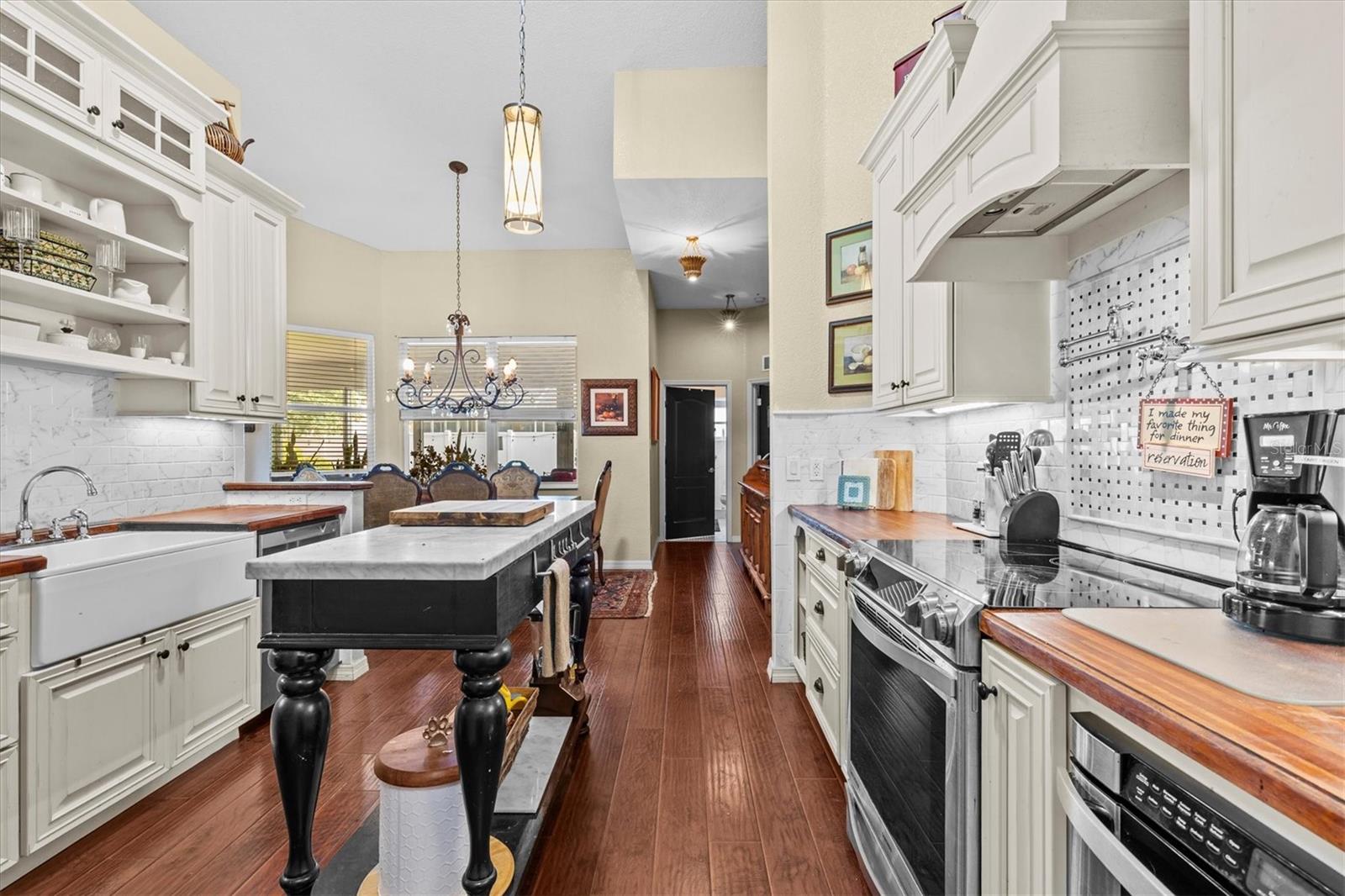 15439 CAMBRIA DR