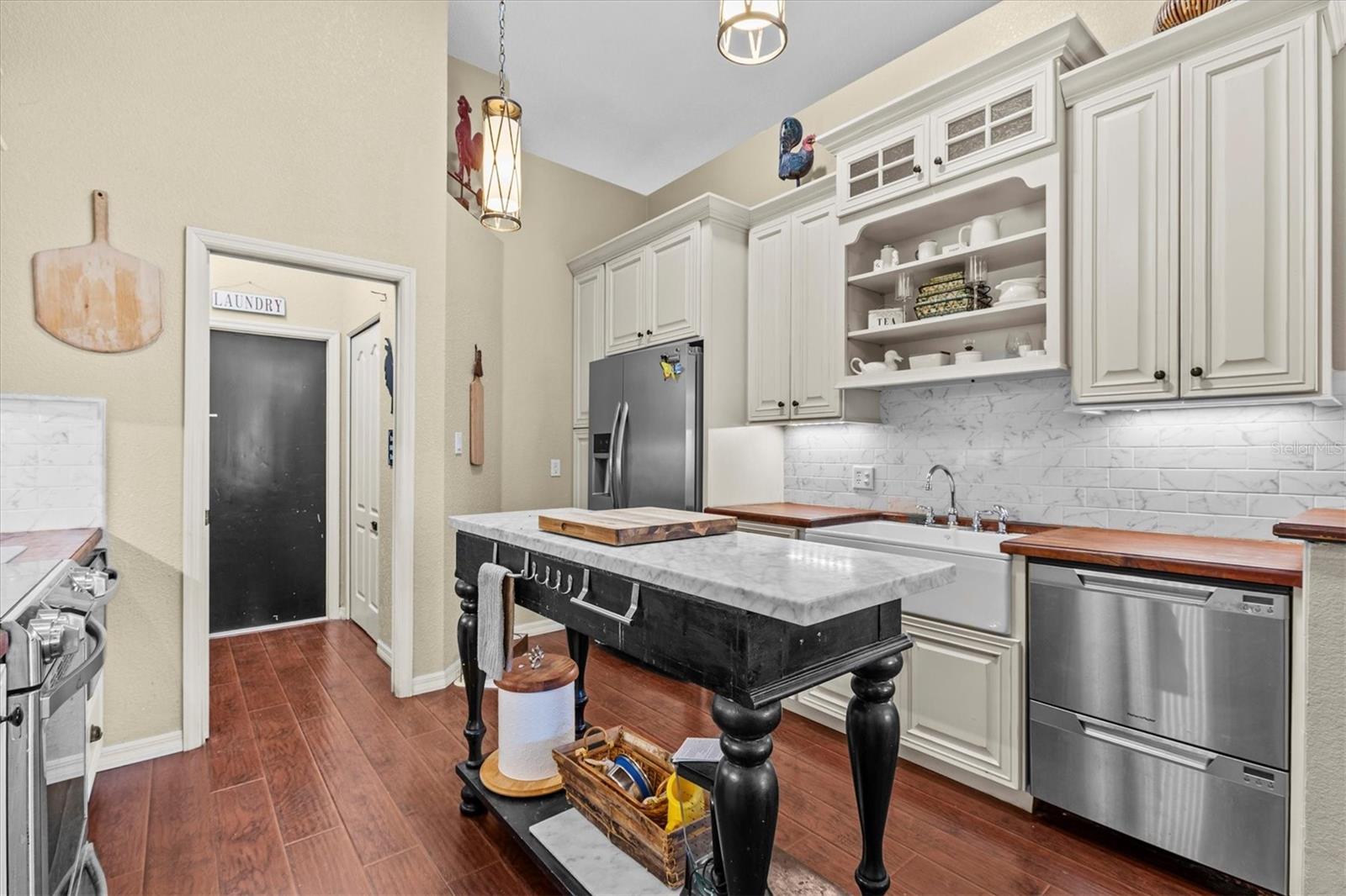 15439 CAMBRIA DR