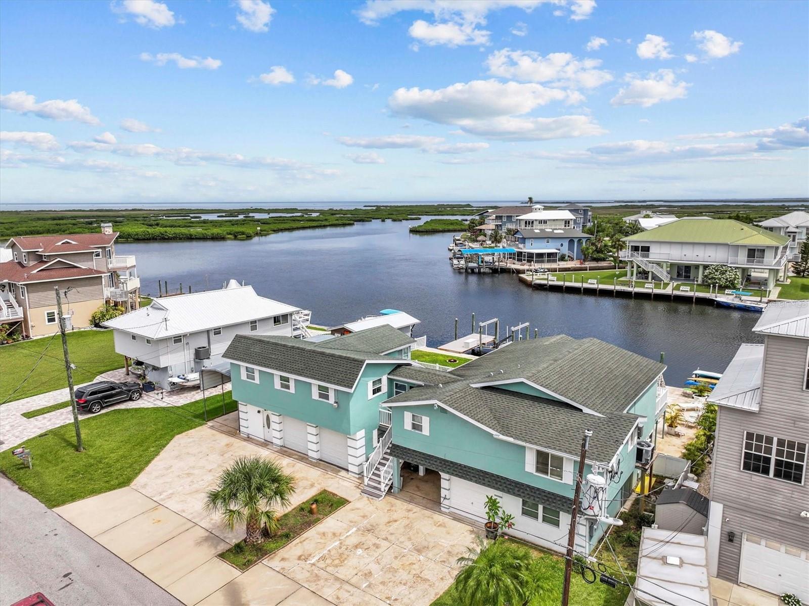 3337 MANGROVE DR