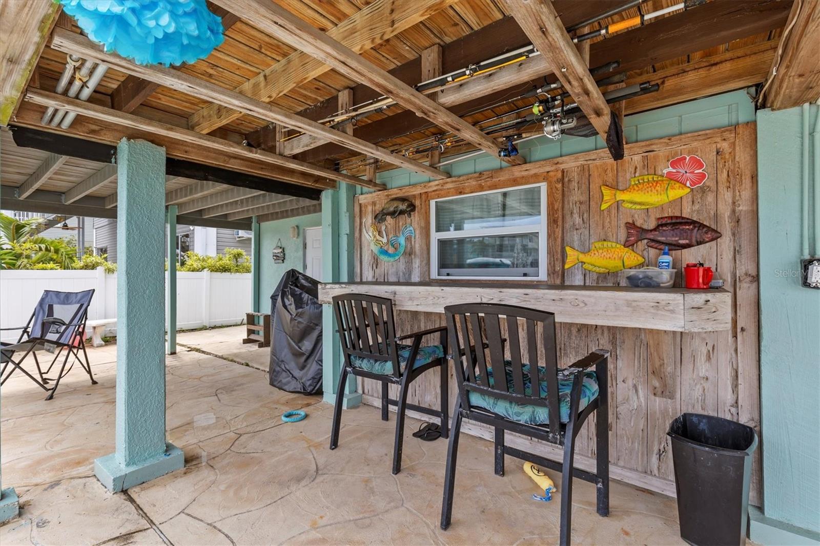 3337 MANGROVE DR