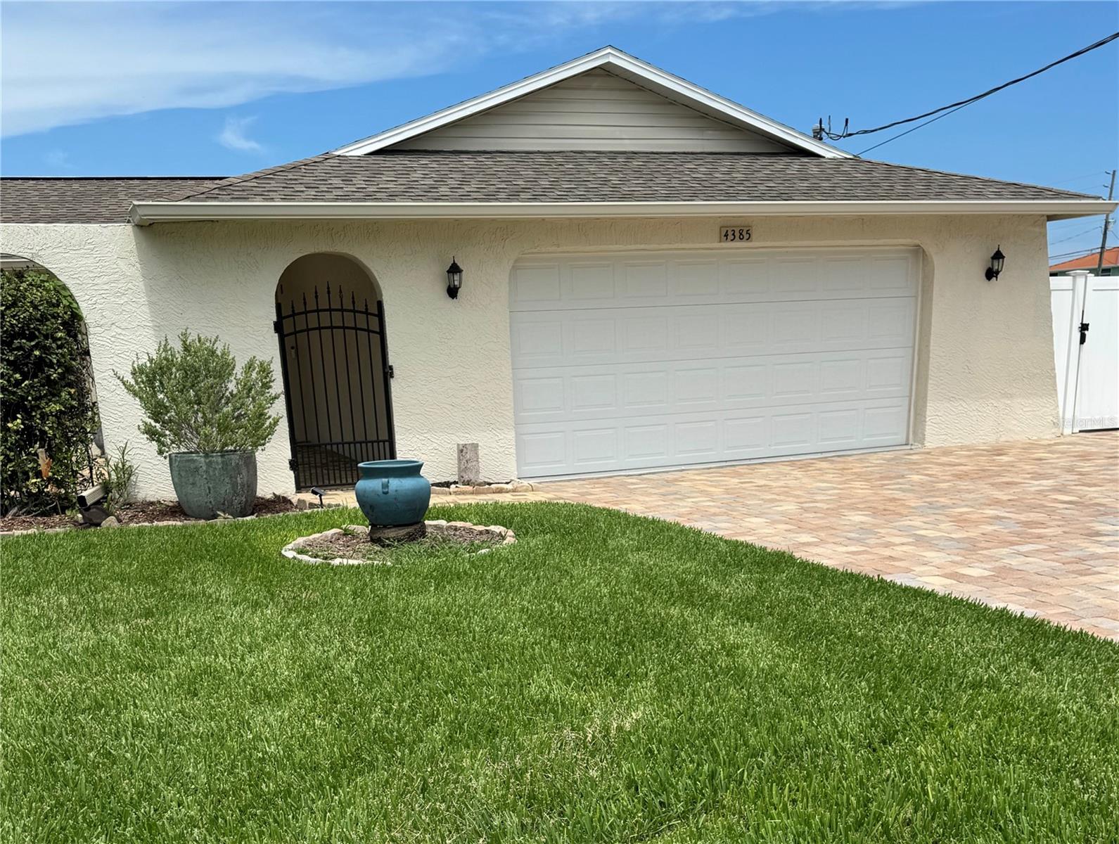 4385 7TH ISLE DR