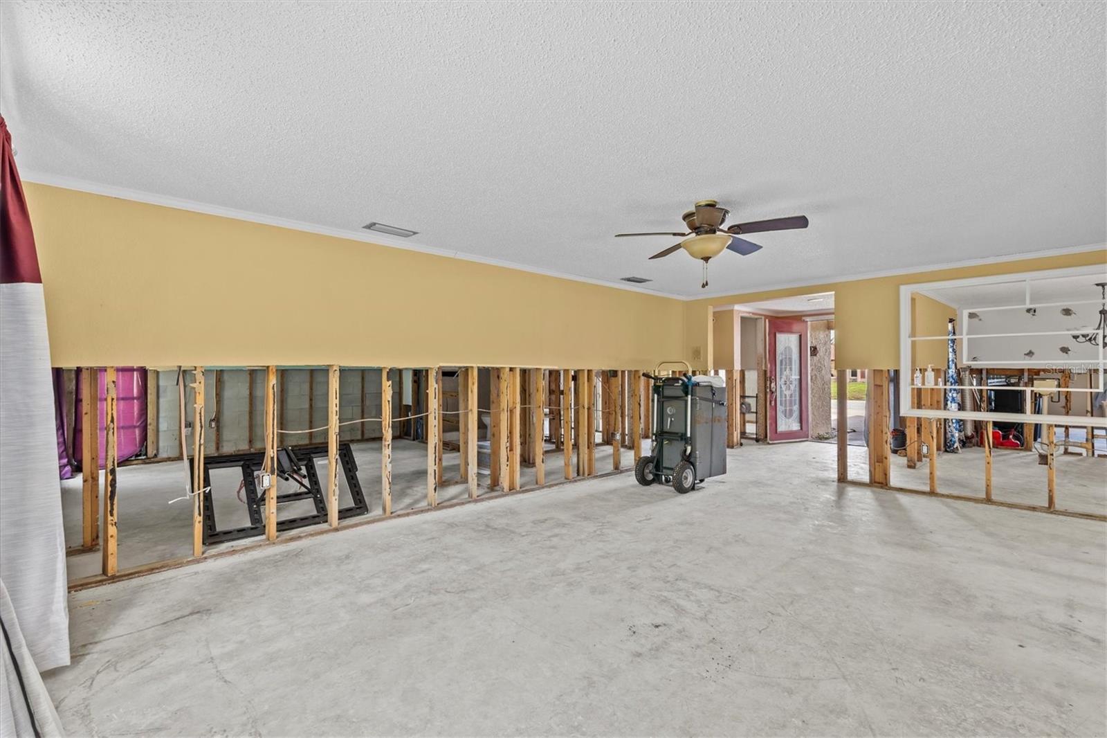 7432 SOUTHWIND DR