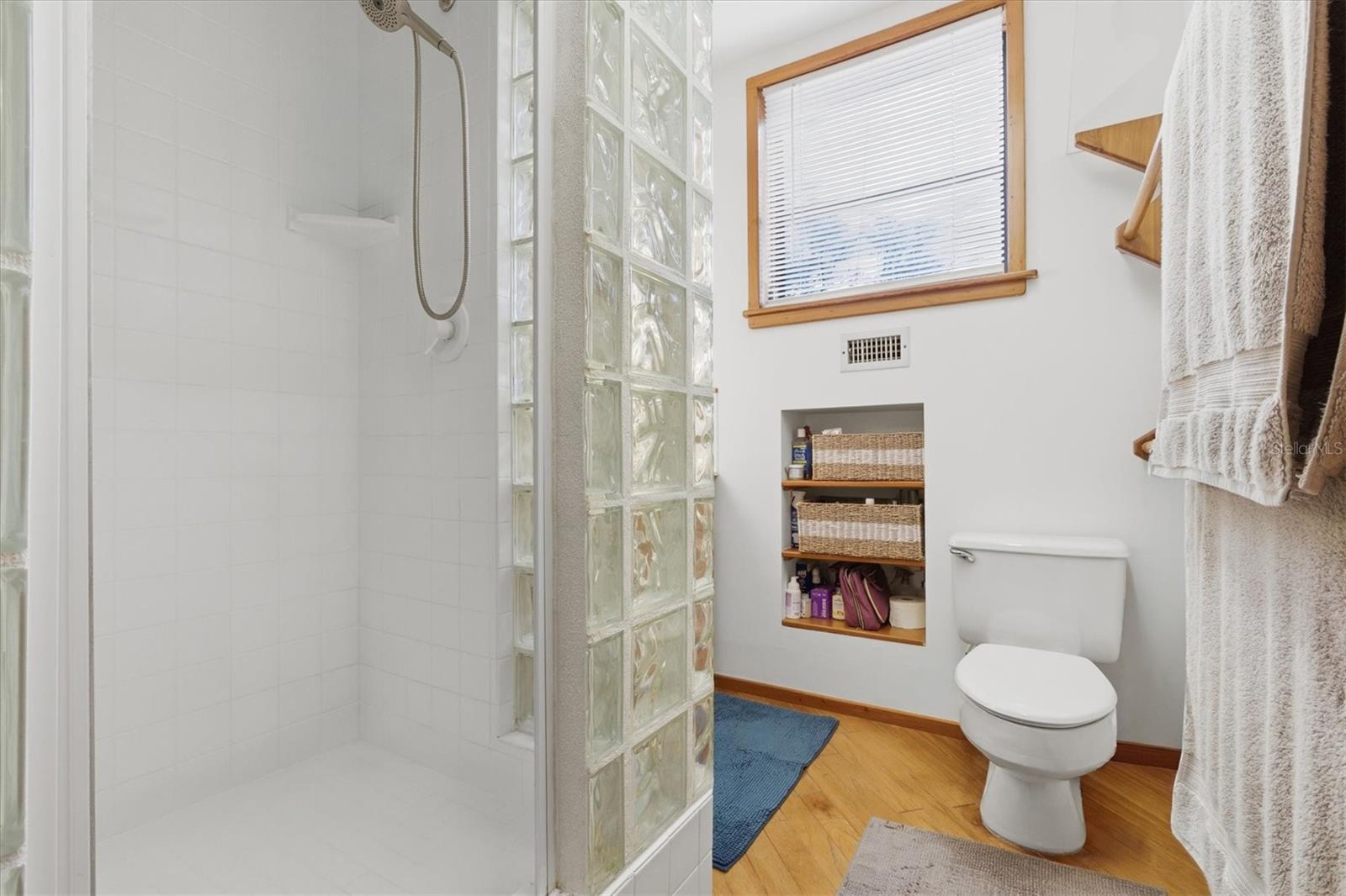 2487 SUNSET VISTA DR