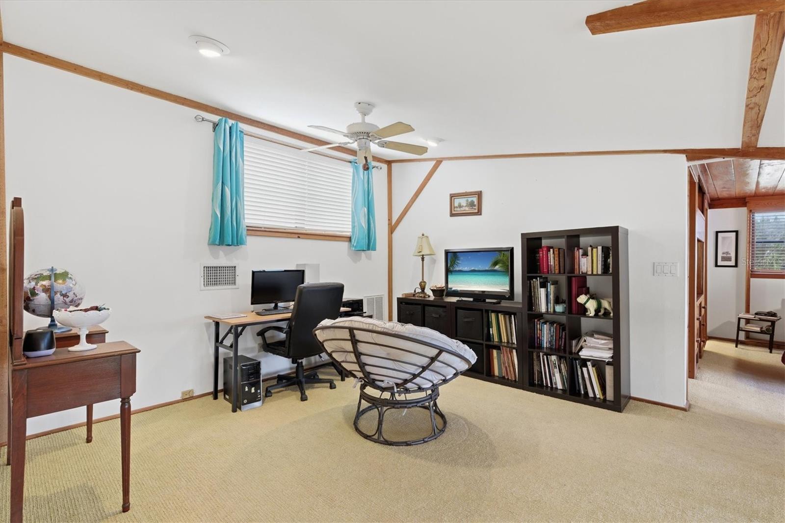 2487 SUNSET VISTA DR